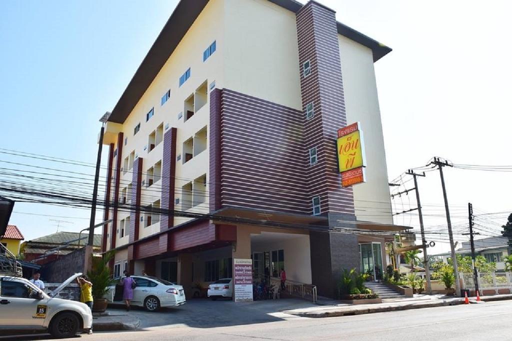 Np Residence ナコンパノム エクステリア 写真