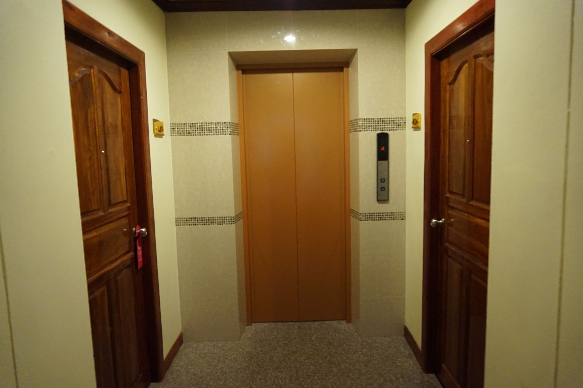 Np Residence ナコンパノム エクステリア 写真